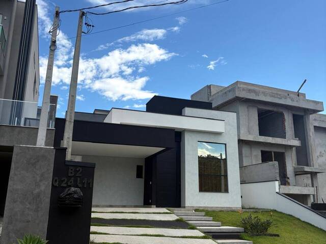 #658 - Casa em condomínio para Venda em Mogi das Cruzes - SP