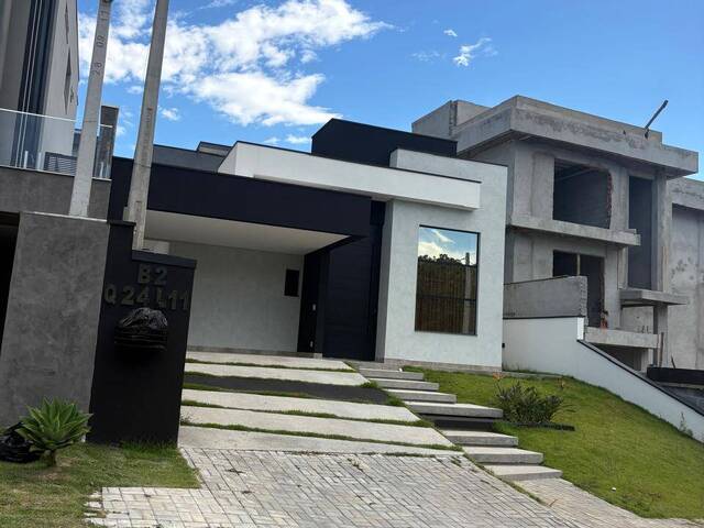 #658 - Casa em condomínio para Venda em Mogi das Cruzes - SP