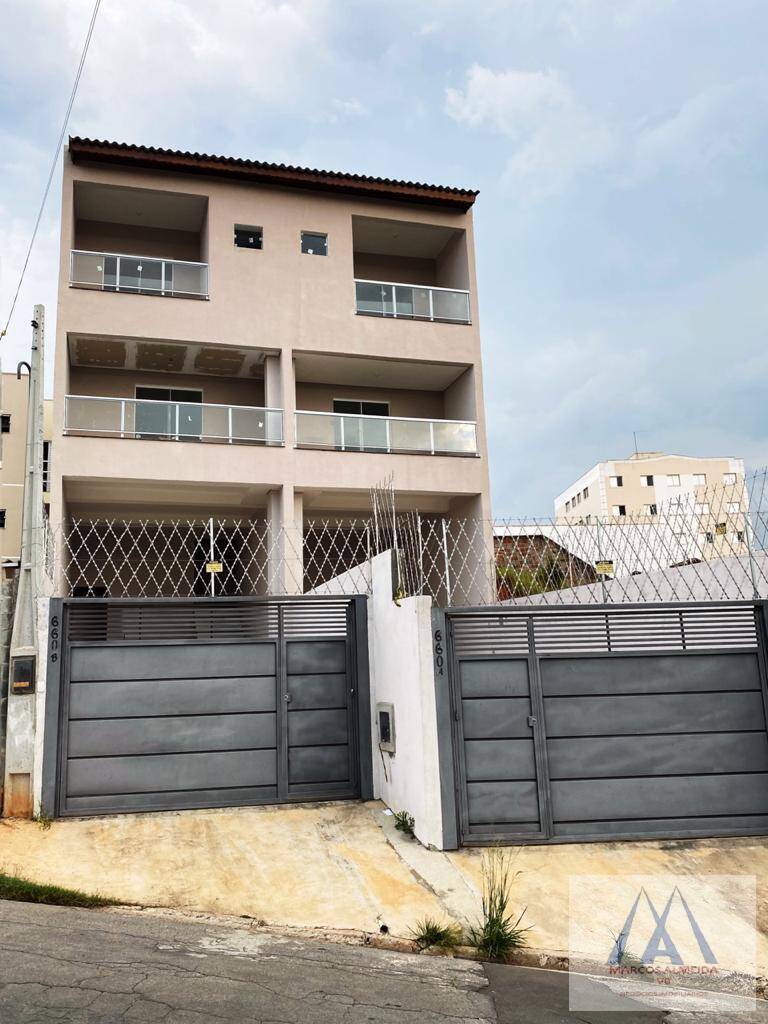 Sobrado, 3 quartos, 240 m² - Foto 1