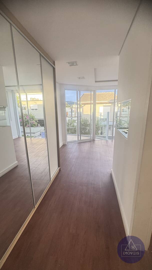 Casa, 4 quartos, 260 m² - Foto 4