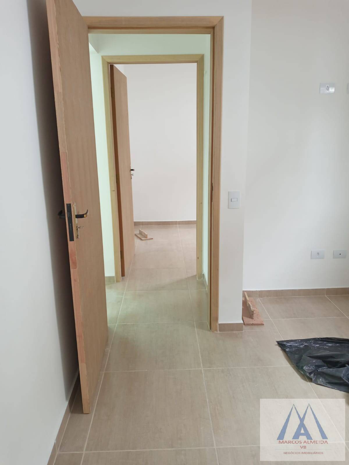 Sobrado à venda com 3 quartos, 74m² - Foto 4