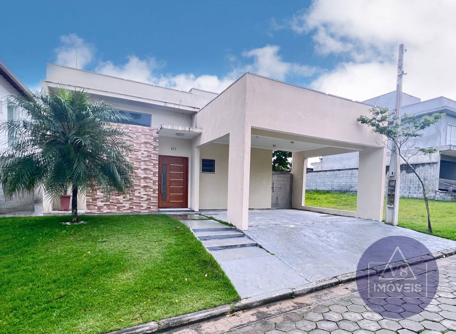 CASA TERREA EM CONDOMÍNIO FECHADO- RESIDENCIAL VEREDAS
