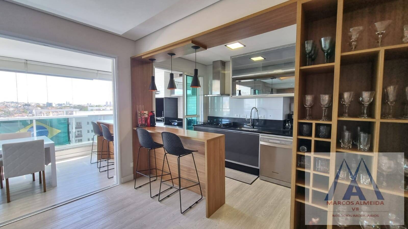 Apartamento, 3 quartos, 133 m² - Foto 1