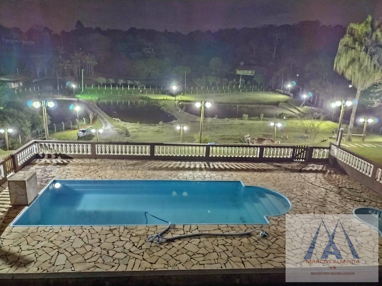 Sítio à venda com 2 quartos, 14000m² - Foto 31