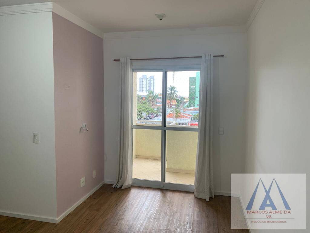 Apartamento à venda com 3 quartos, 65m² - Foto 7