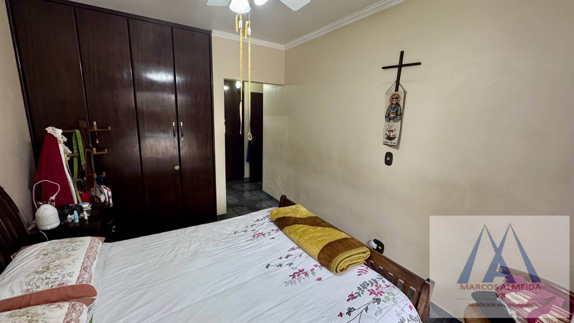 Casa à venda com 4 quartos, 380m² - Foto 8