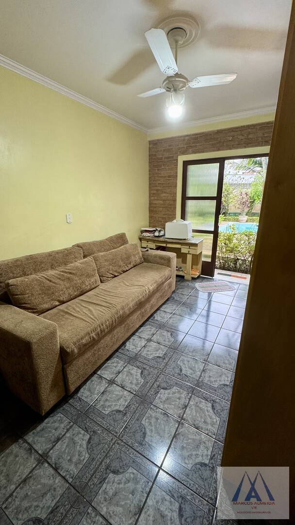 Casa à venda com 4 quartos, 380m² - Foto 13