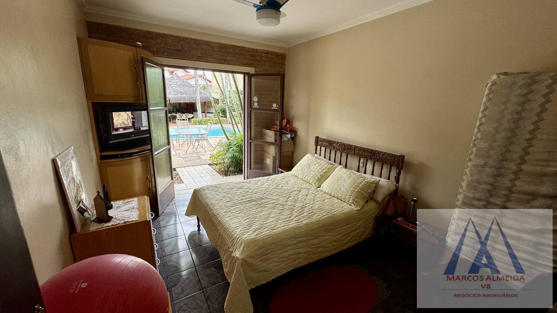 Casa à venda com 4 quartos, 380m² - Foto 15