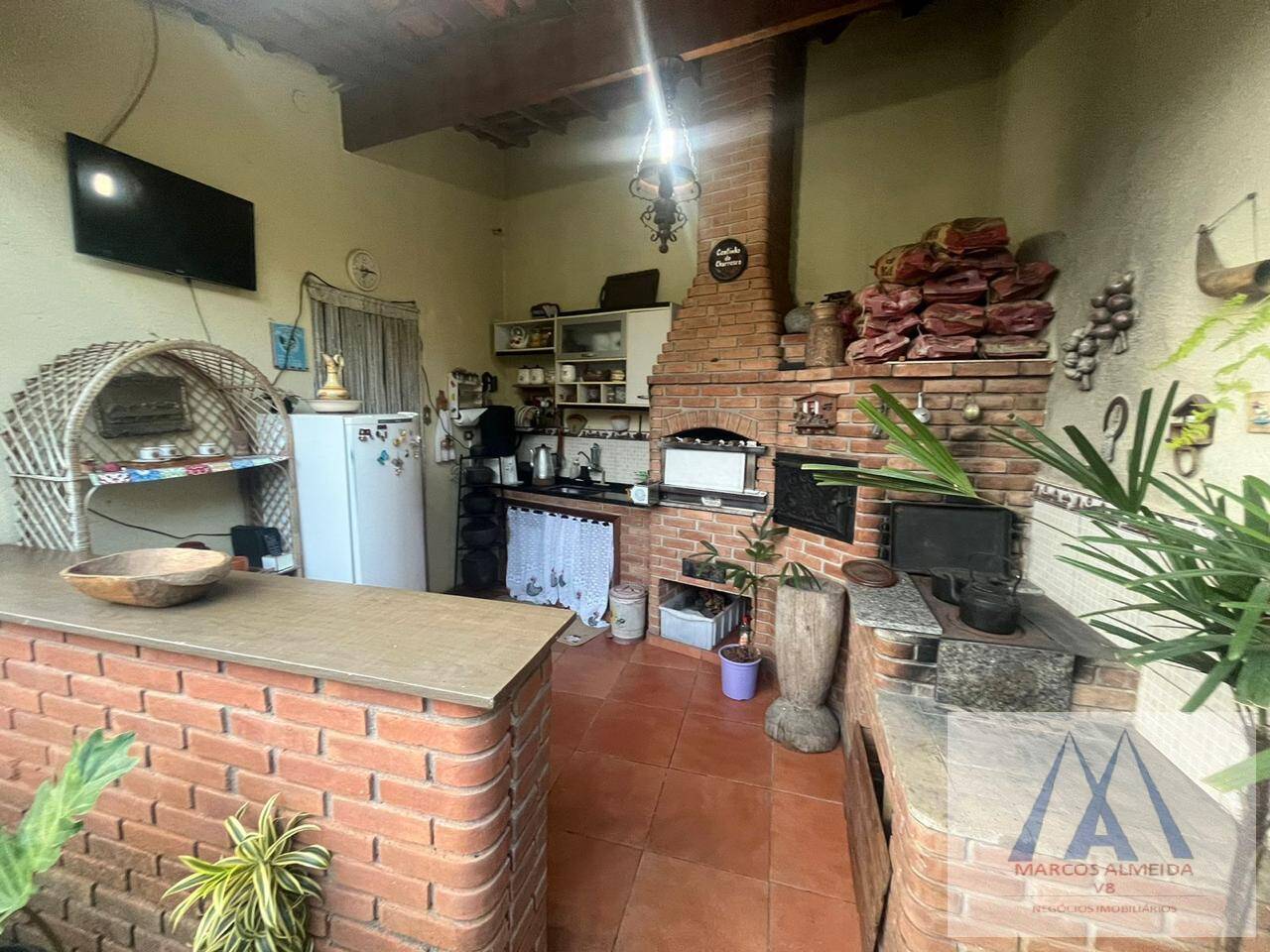 Casa à venda com 3 quartos, 215m² - Foto 13