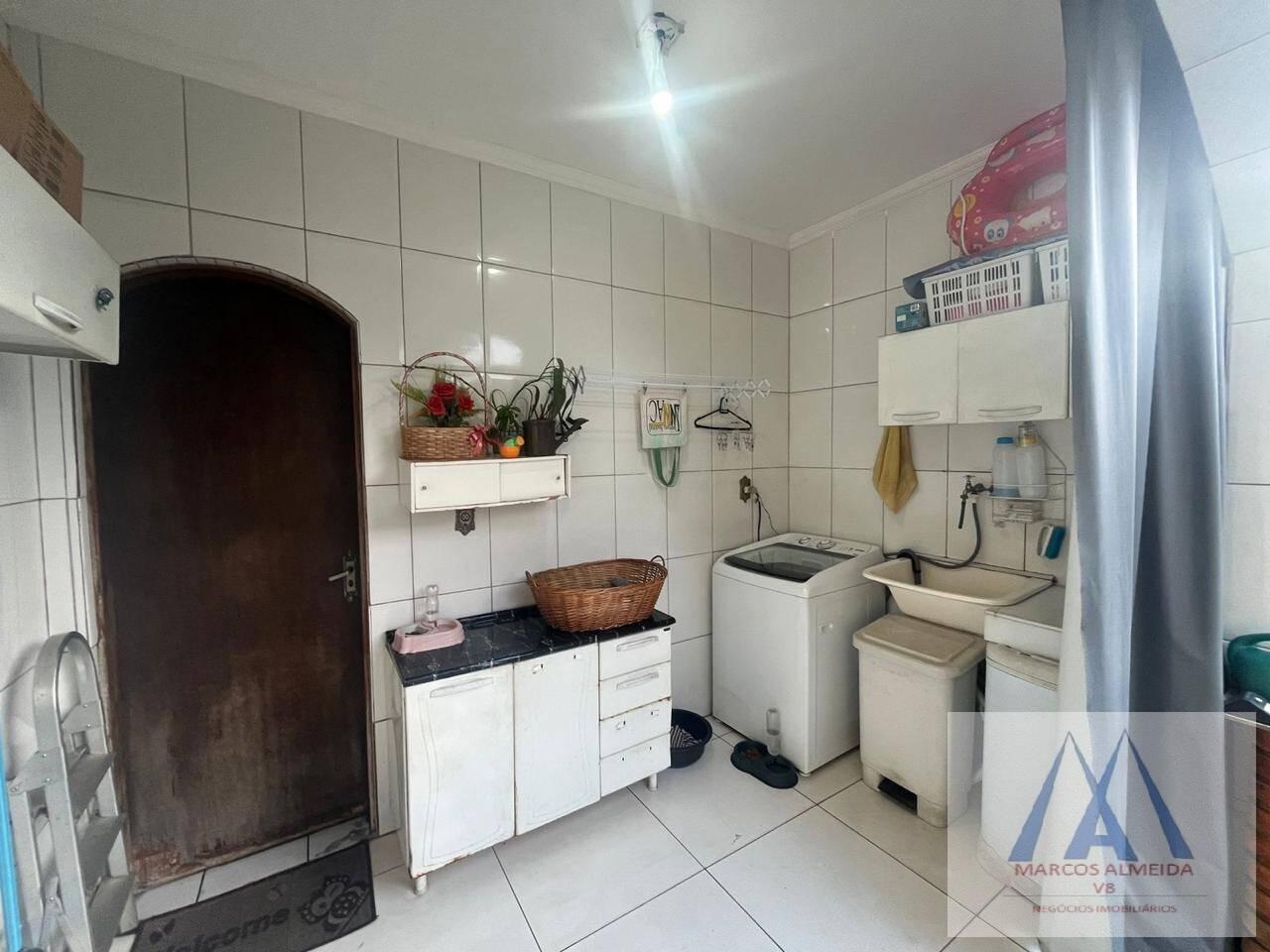 Casa à venda com 3 quartos, 215m² - Foto 17