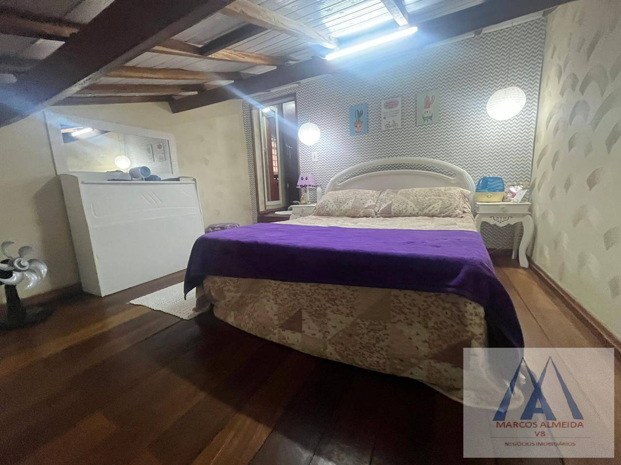 Casa à venda com 3 quartos, 215m² - Foto 24