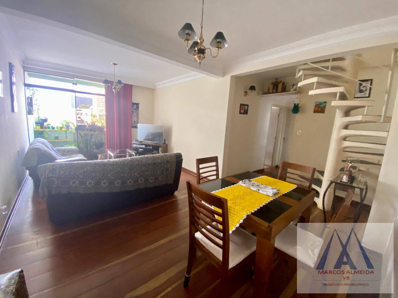 Apartamento à venda com 3 quartos, 150m² - Foto 8