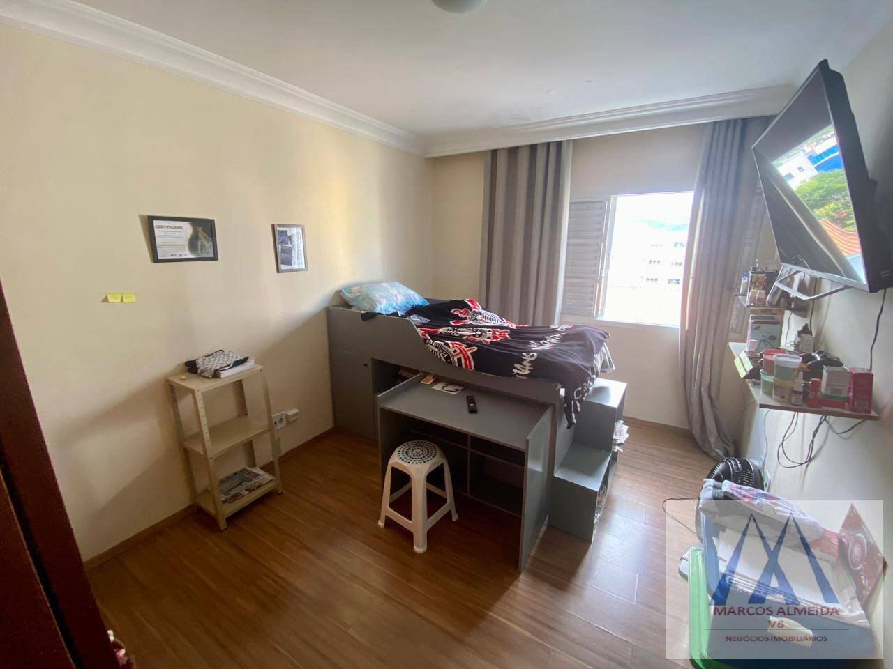 Apartamento à venda com 3 quartos, 150m² - Foto 12
