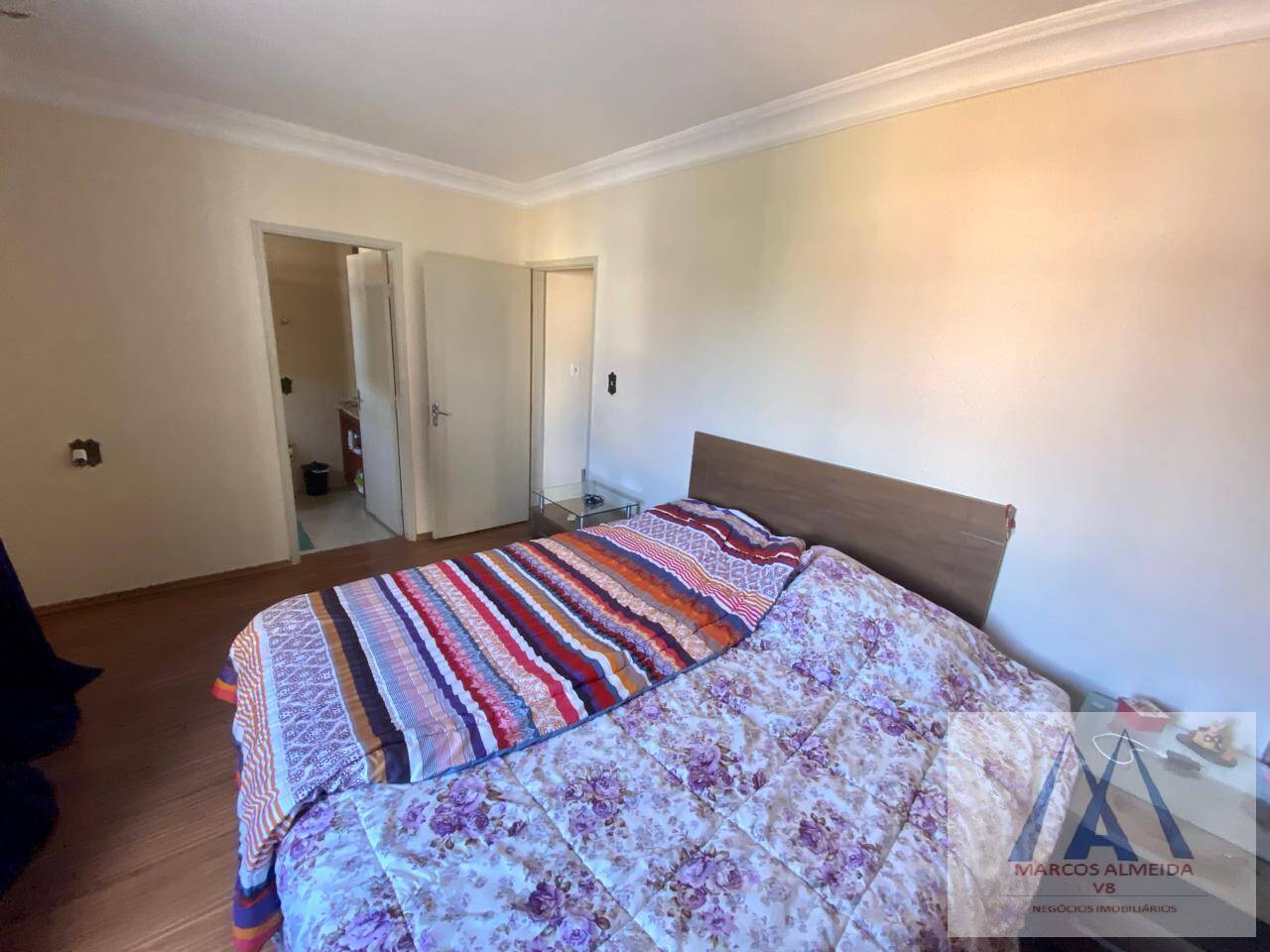 Apartamento à venda com 3 quartos, 150m² - Foto 16