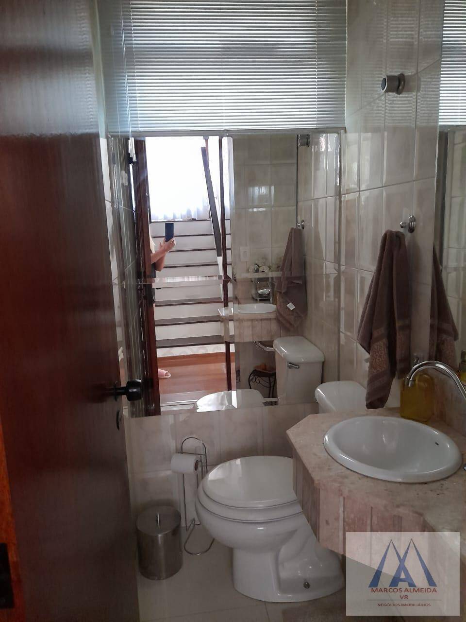 Casa de Condomínio à venda com 3 quartos, 194m² - Foto 10