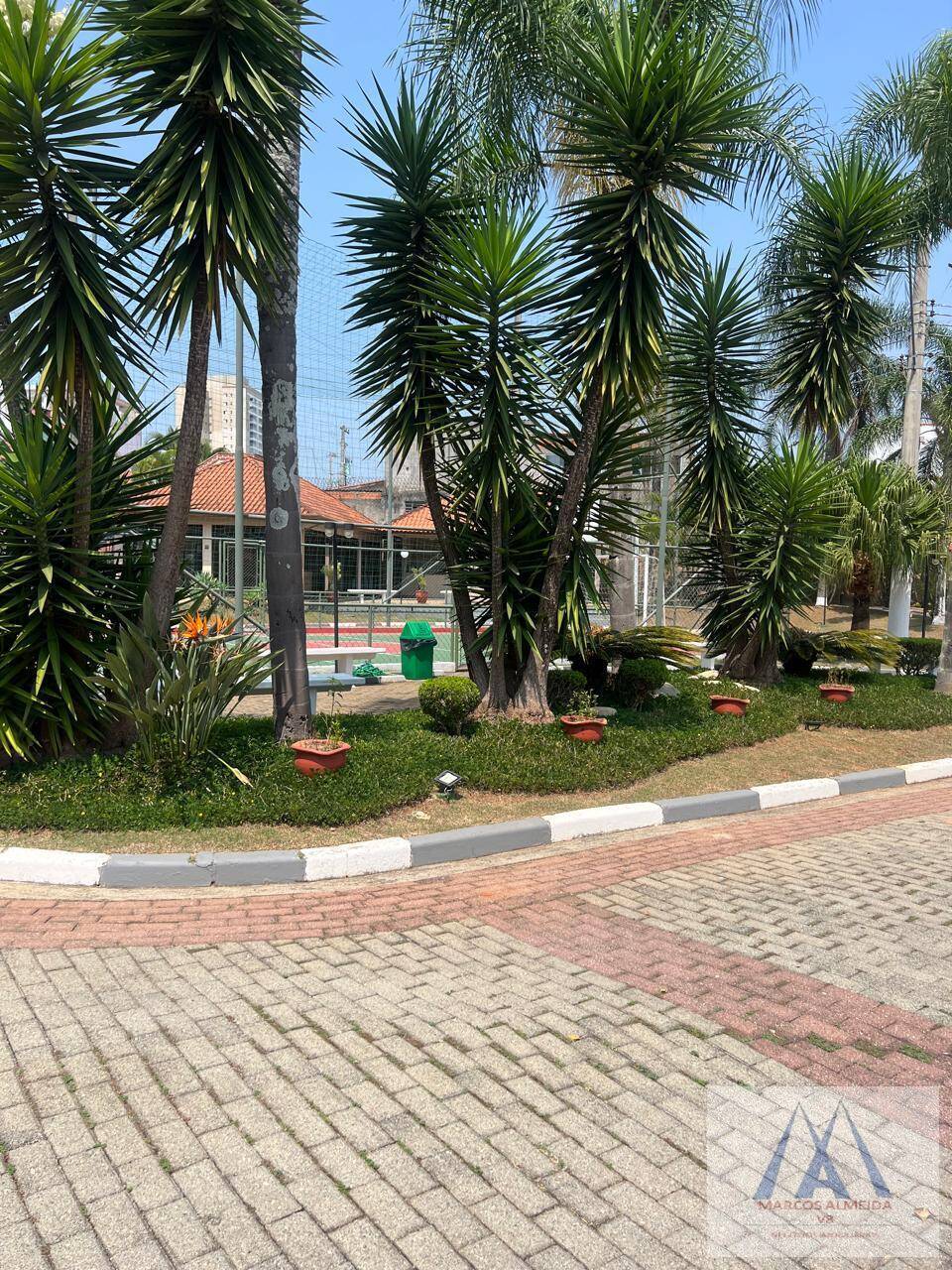 Casa de Condomínio à venda com 3 quartos, 194m² - Foto 35