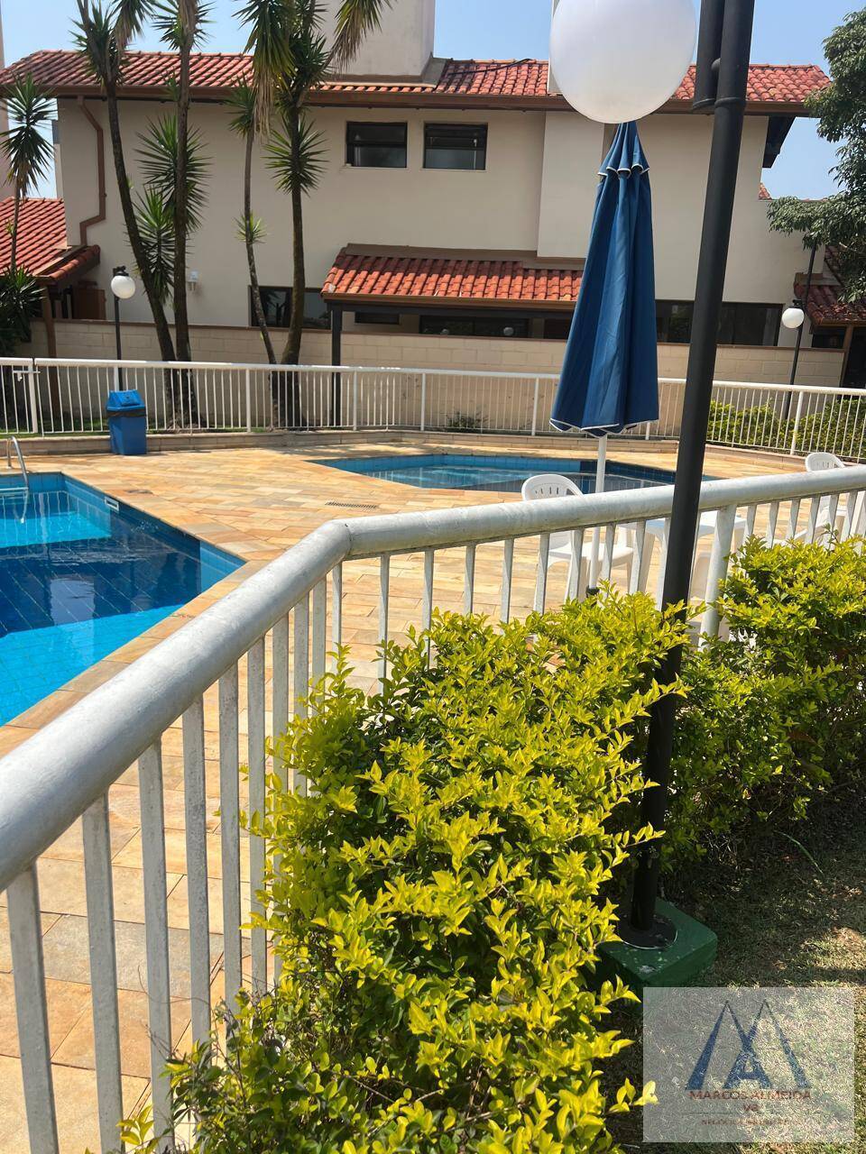 Casa de Condomínio à venda com 3 quartos, 194m² - Foto 38