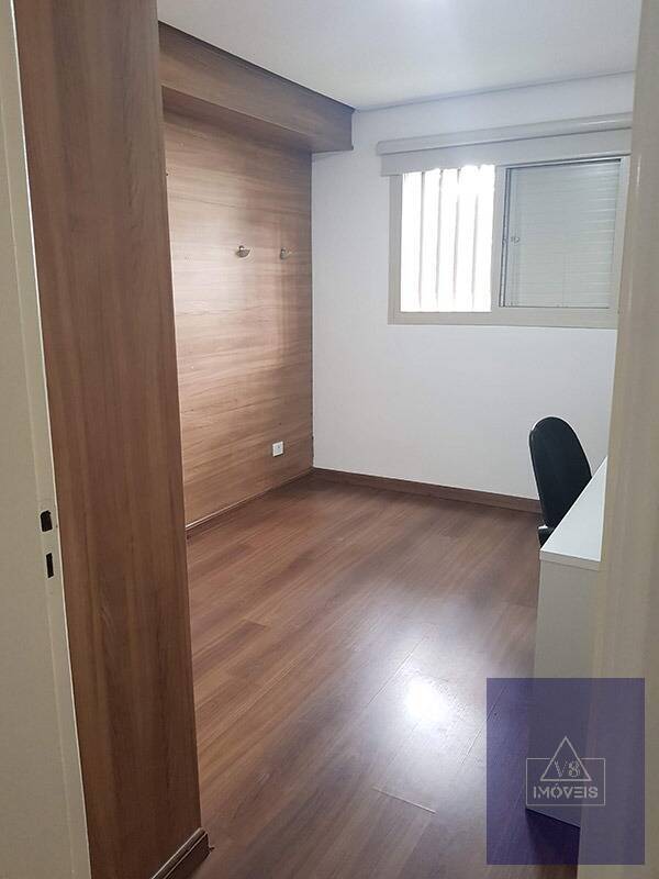 Apartamento à venda com 2 quartos, 70m² - Foto 11