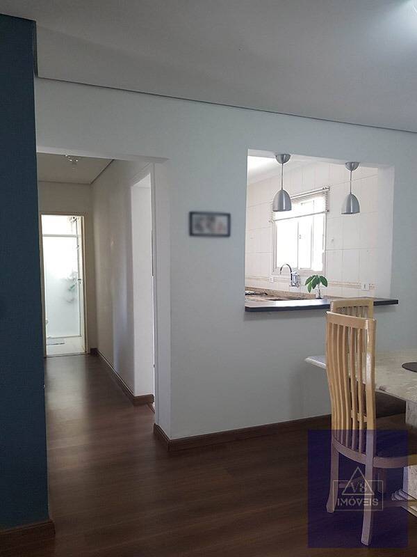 Apartamento à venda com 2 quartos, 70m² - Foto 10