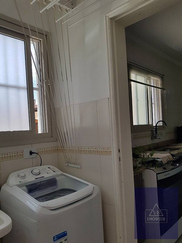 Apartamento à venda com 2 quartos, 70m² - Foto 14