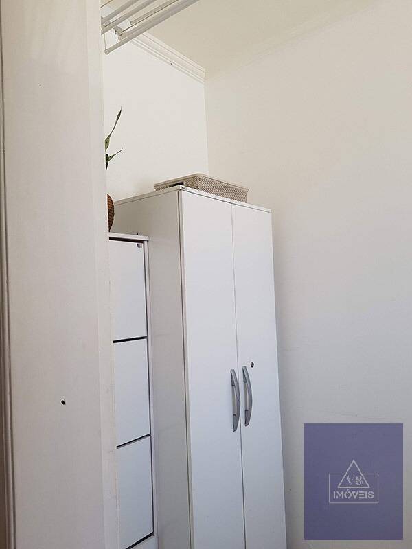 Apartamento à venda com 2 quartos, 70m² - Foto 15