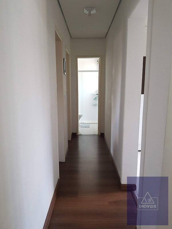 Apartamento à venda com 2 quartos, 70m² - Foto 19