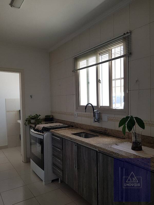 Apartamento à venda com 2 quartos, 70m² - Foto 18