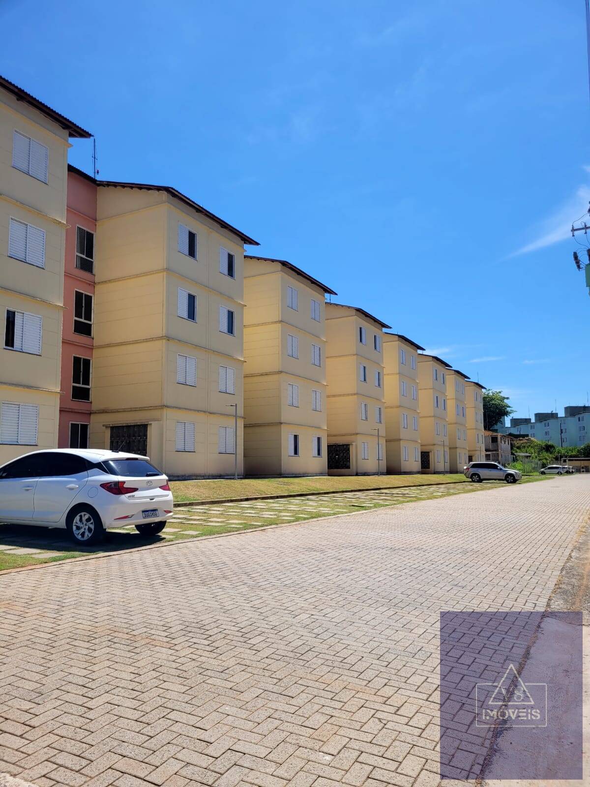 Apartamento à venda com 2 quartos, 45m² - Foto 1