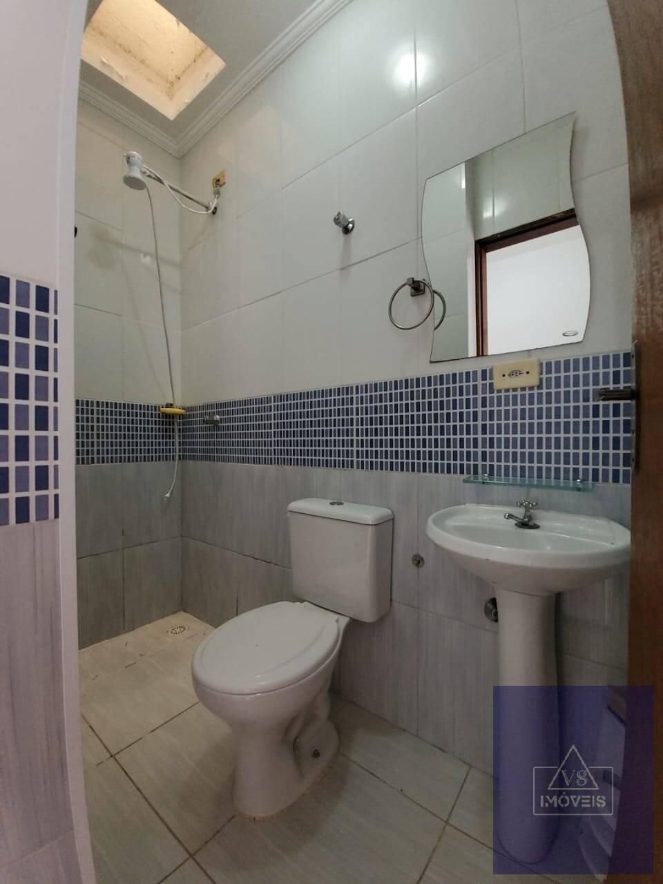 Casa de Condomínio para alugar com 2 quartos, 70m² - Foto 3