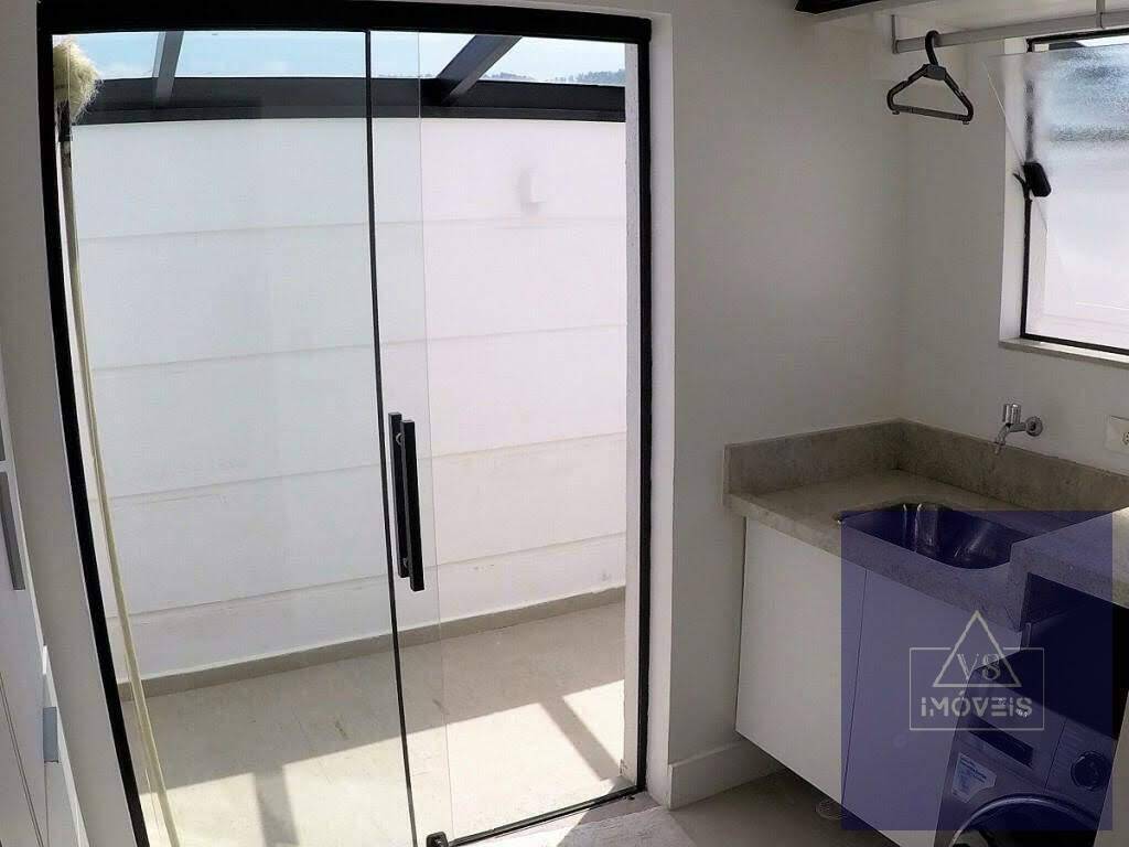 Casa de Condomínio para alugar com 3 quartos, 260m² - Foto 19