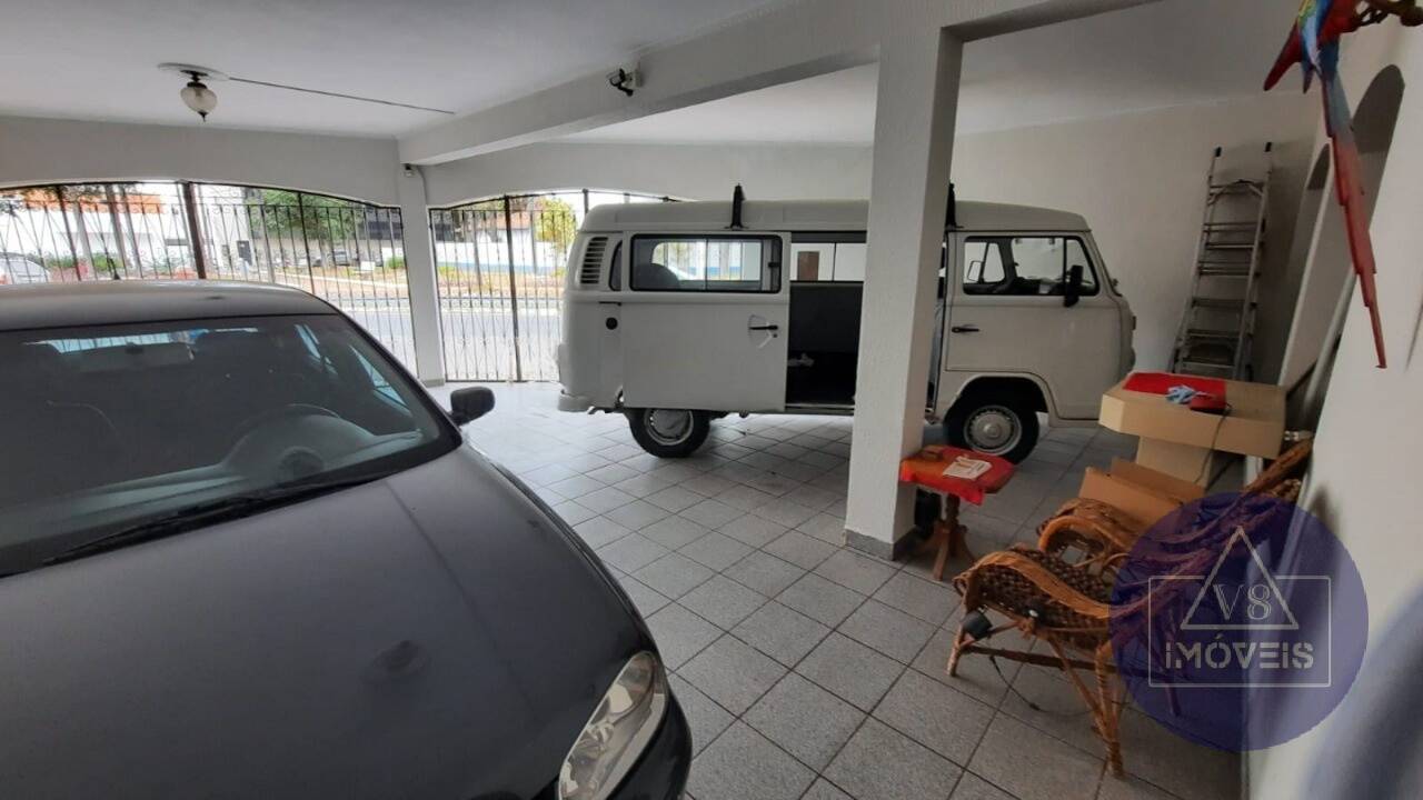 Casa à venda com 4 quartos, 285m² - Foto 17